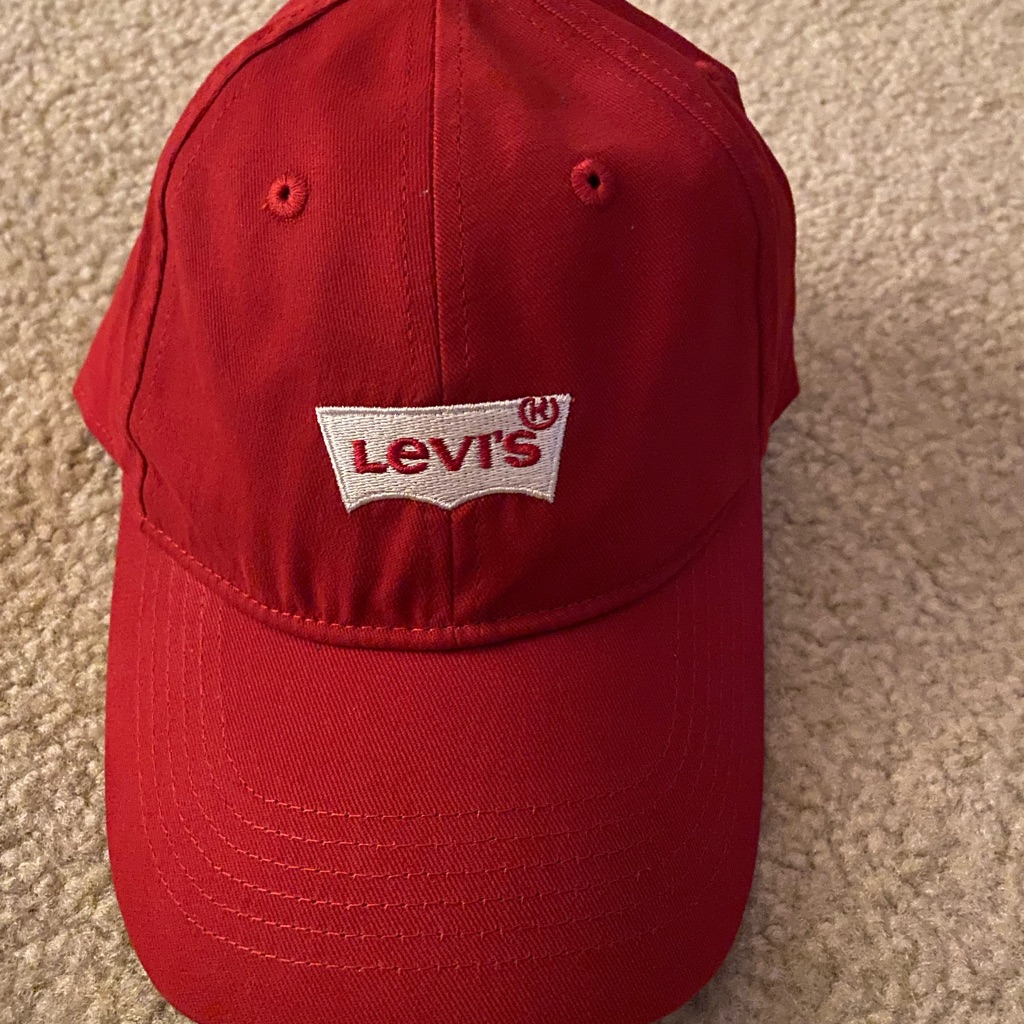 Levi’s Ball Cap.
